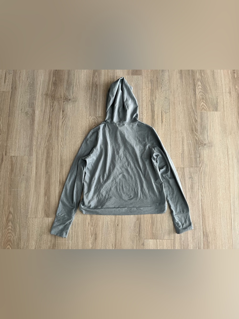 Vuori Women’s Essential Halo Hoodie Light Blue - Size XS - Picture 6 of 6